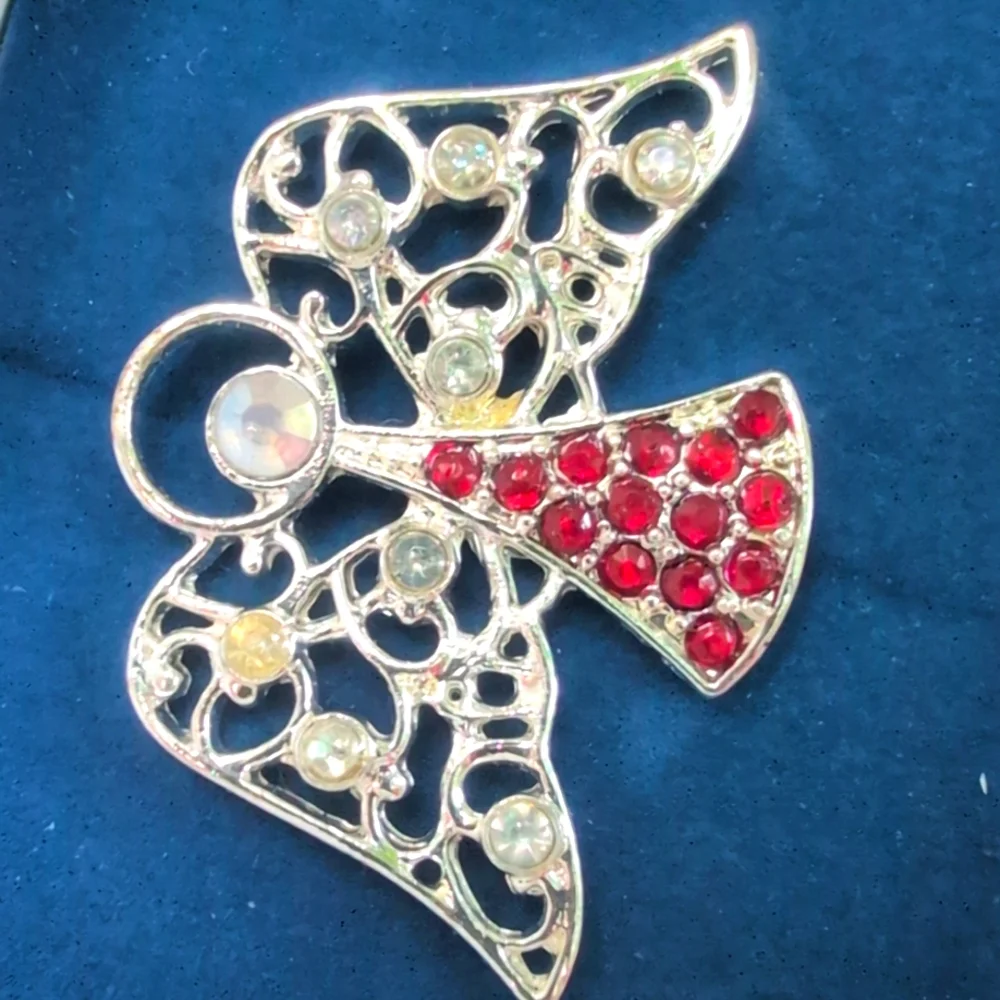 Avon Heavenly Angel Birthstone Tac Pin For July NIB NEW IN BOX 2008 - Picture 2 of 6